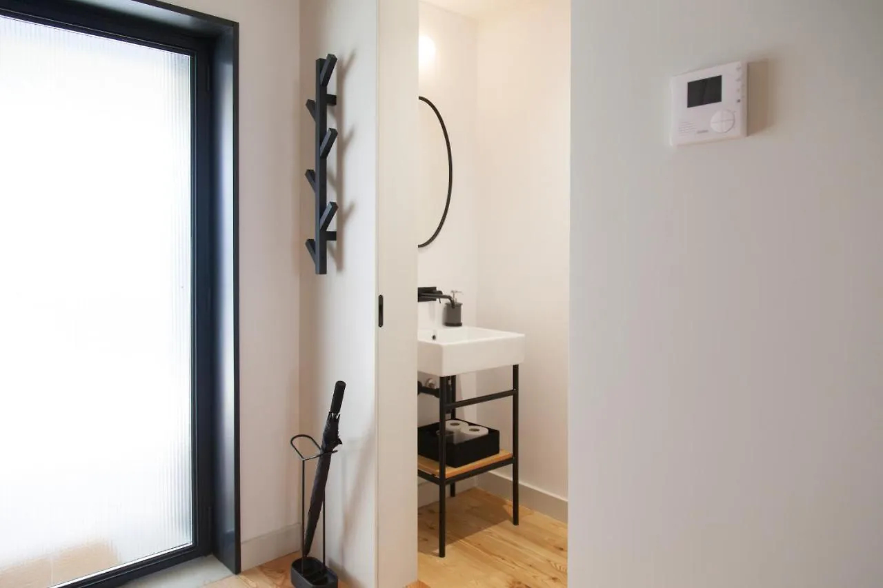ליסבון Flh Intendente Elegant Mezzanine With Balcony 0*,