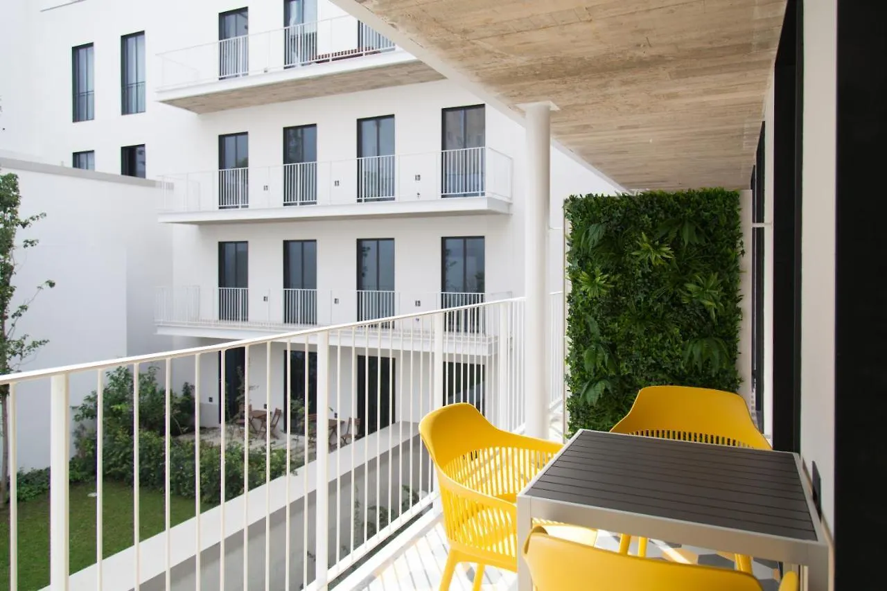 ליסבון Flh Intendente Elegant Mezzanine With Balcony פורטוגל