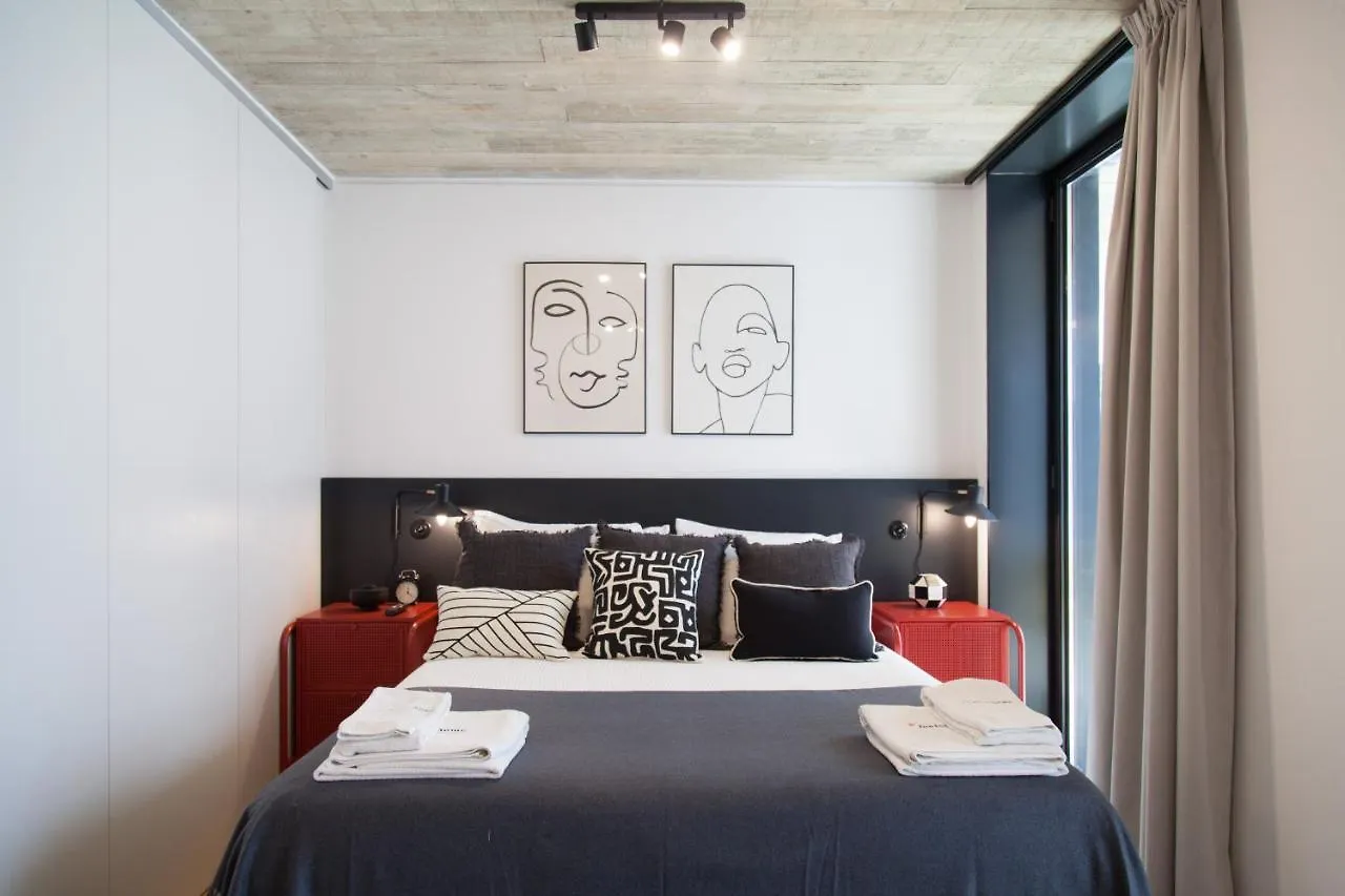 דירה ליסבון Flh Intendente Elegant Mezzanine With Balcony